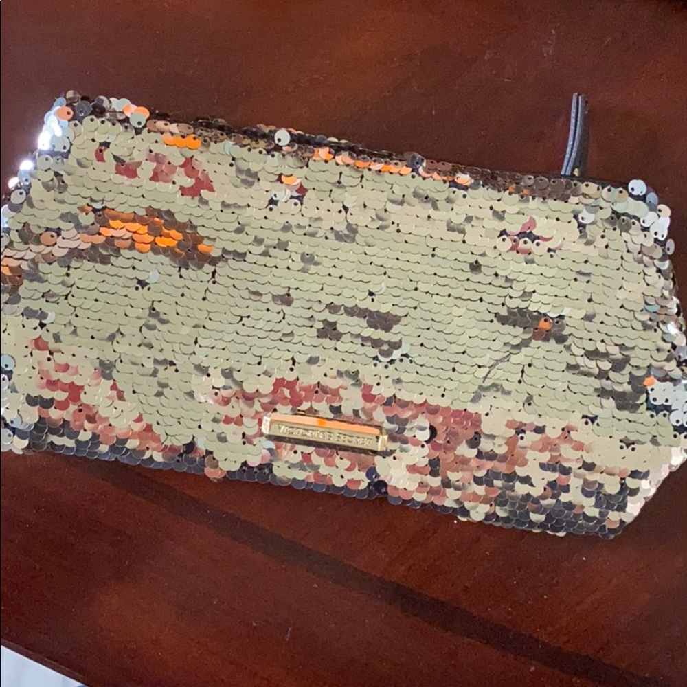 Clutch or cosmetic pouch